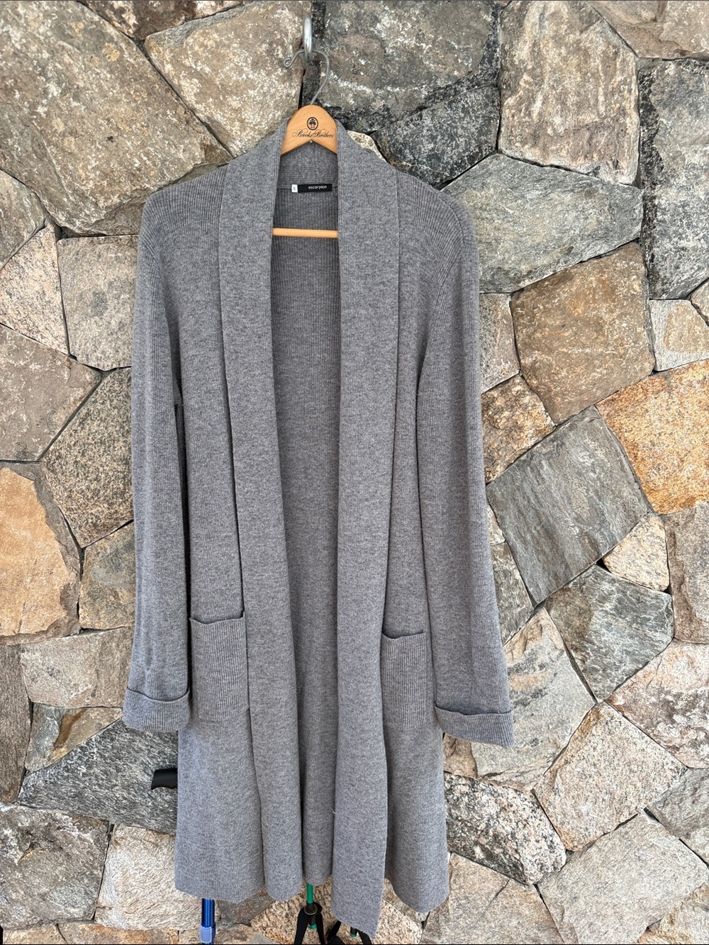 Escorpion Open-Front Gray Shawl Cardigan